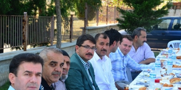 Başkan Çelik Akpınar Mahallesi’nde İncelemelerde Bulundu