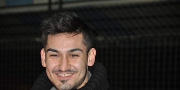 İlkay Gündoğan’dan Memleketinde Açılan Yaşlı Evine Destek