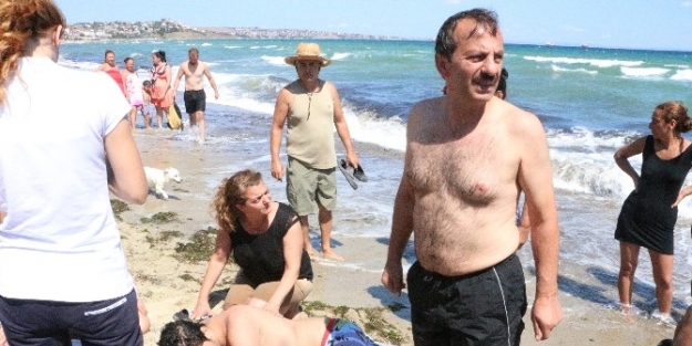 Boğulmaktan Son Anda Kurtarıldılar