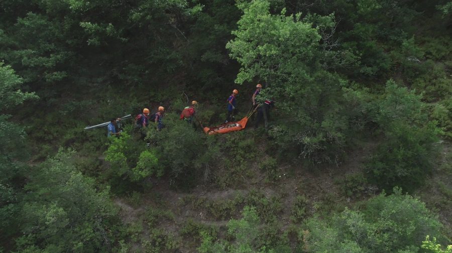 Bursa'da şelalede nefes kesen kurtarma operasyonu!