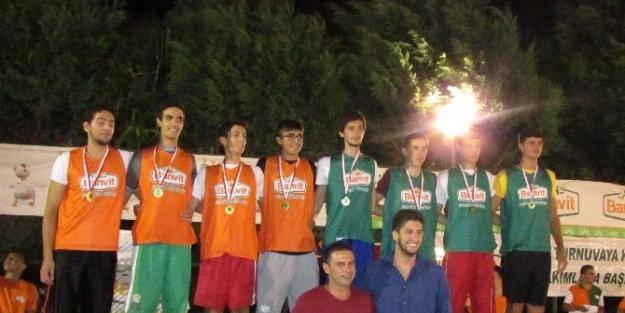 Erdek’te Basketbol Şöleni