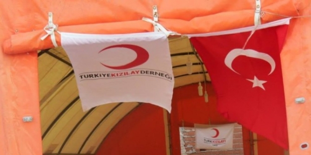 Urla Kızılay 150 Aileye Nakdi Yardımda Bulundu