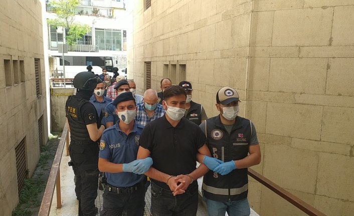 Bursa'da FETÖ operasyonunda 8 tutuklama