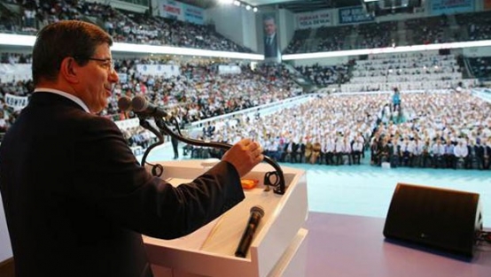 Davutoğlu'ndan ince espri