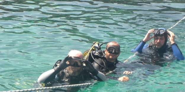 İhh Arama Kurtarma Ekibine Dalış Eğitimi