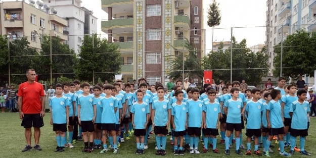 Bin 200 Çocuğa Sertifika Ve Madalya