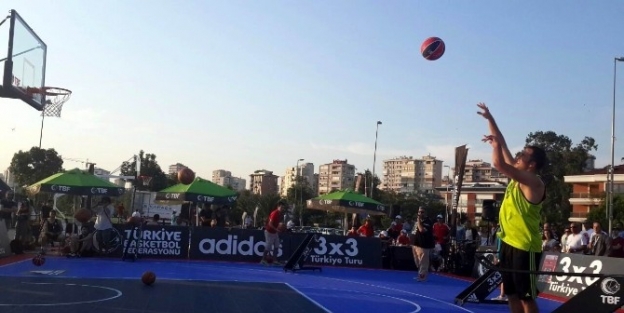 Hasan Aksoyak 3x3 Avrupa Basketbol Şampiyonasi’nda