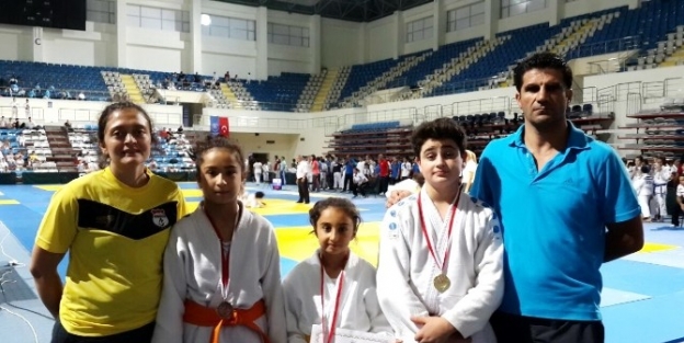 Belediye Judo Takımı Turnuvada