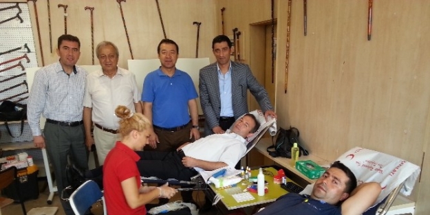 Devrek Ak Parti Teşkilatından Kan Bağışı Kampanyası