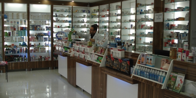 Eczanelerde "İkinci eczacı" dönemi