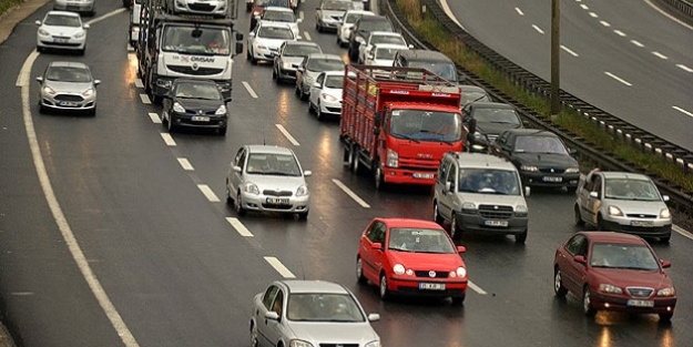 İstanbul'da trafiğe çıkacaklar dikkat!