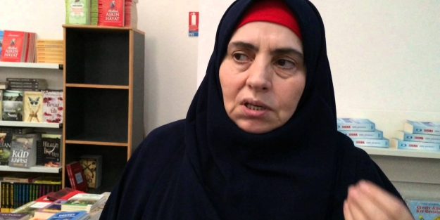 Şenlikoğlu İstiklal marşını gereksiz buluyor