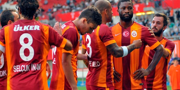 Galatasaray'ın yıldız futbolcusuna şok teklif!