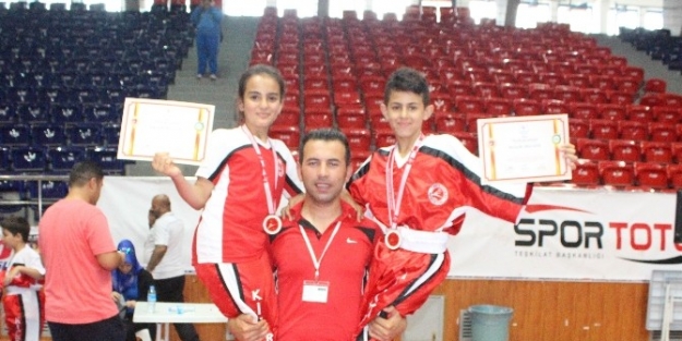 Kıck Boks Şampiyonasinda Beyşehirli Sporculardan Büyük Başarı