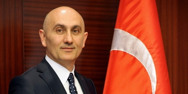 Rektör Yılmaz’dan Zafer Bayramı Mesajı