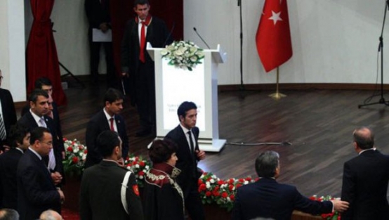 Resepsiyona sürpriz misafir