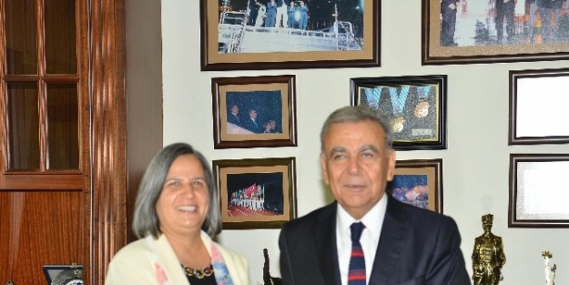 Diyarbakır Heyeti’nden Kocaoğlu’na Nezaket Ziyareti