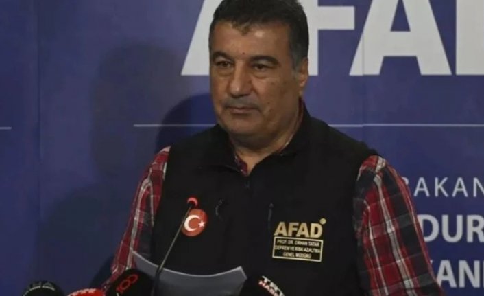 AFAD Deprem ve Risk Azaltma Genel Müdürü Orhan Tatar: "1400'ün üzerinde artçı oldu"