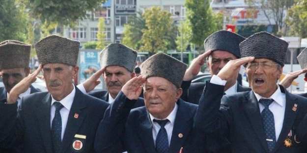 Zafer Bayramı Sakarya’da Coşkuyla Kutlandı