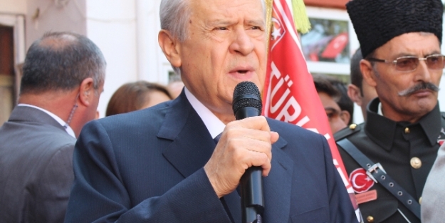 Bahçeli 30 Ağustos'u Dumlupınar'da kutladı