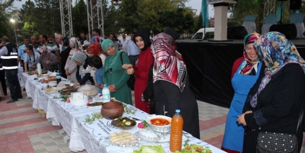 Turhal’da Koca Kavak Kültür Ve Sanat Festivali