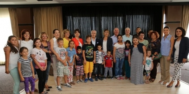 Başkan Bozbey, Somalı Madencilerin Aileleriyle Buluştu