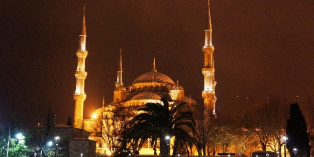 Türkiye'de kaç kişi kendine 'Müslüman' diyor?