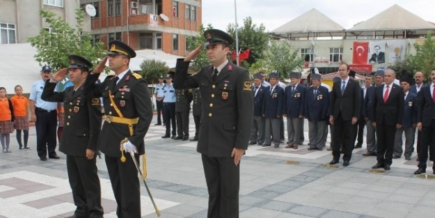 30 Ağustos Zafer Bayramı Törenle Kutlandı