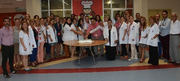 Adana Bahçeşehir Koleji’nde ‘anadolu Lisesi Pastası’