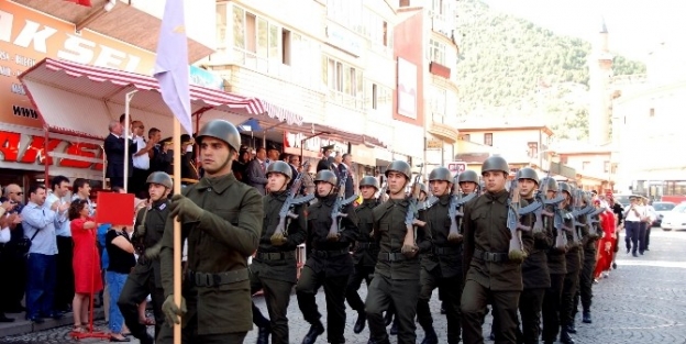 Akşehir’de Zafer Bayramı Coşkusu