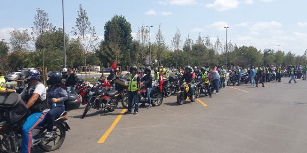 Motosiklet tutkunlarından anlamlı ziyaret