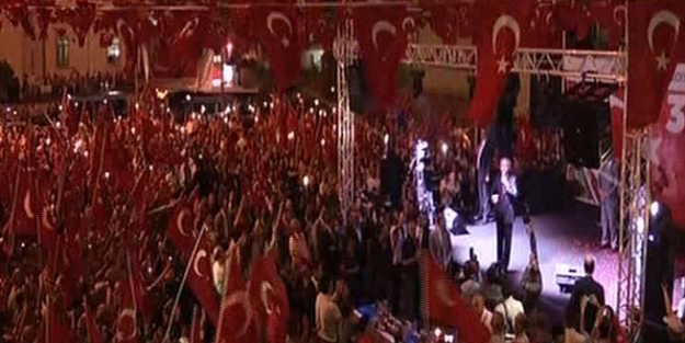 Köşk'e gitmeyen Kılıçdaroğlu Maltepe'de kutlama yapıyor