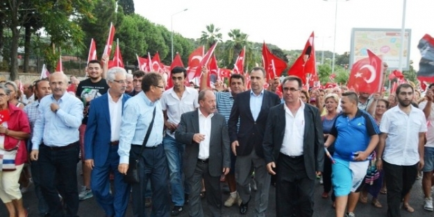 Ayvalık’ta Zafer Coşkusu
