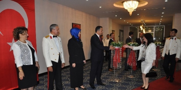 Tekirdağ’da Zafer Bayramı Resepsiyonu