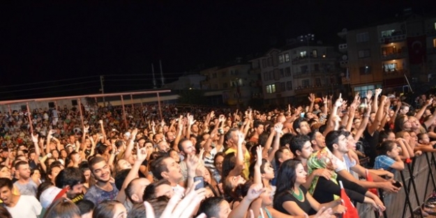 Selçuk’ta Zafer Bayramı Konserle Kutlandı