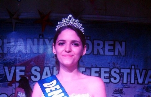 Üniversiteli Başak, Festival Güzeli Seçildi