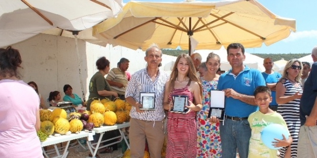 Urla Nohutalan Köyünde 1. Kavun Festivali