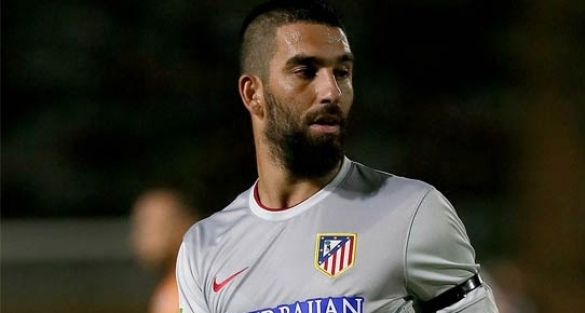 Arda Turan'dan Beşiktaş'a kıyak!