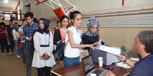 Giresun Üniversitesi’nde Kayıtlar Başladı