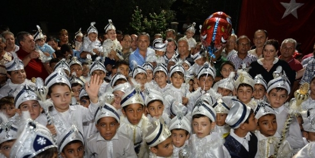 Muratpaşa’da Sünnet Şöleni