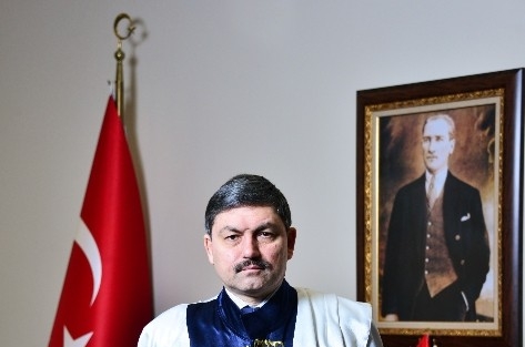 Cbü, Türkiye’ye Olan Göç Akınına Çözüm Üretecek