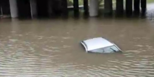 İsveç sele teslim!