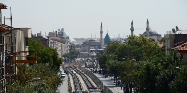 Başkan Akyürek, Yeni Raylı Sistem Hattını İnceledi