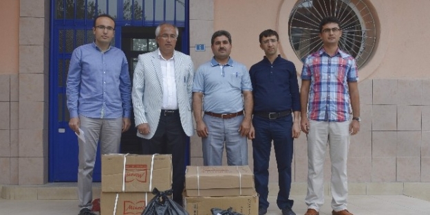 Tavşanlı Belediyesi’nden Kırtasiye Yardımı