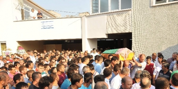 Otobüs Faciasında Hayatını Kaybeden Anne Oğul Ve Yeğen Toprağa Verildi