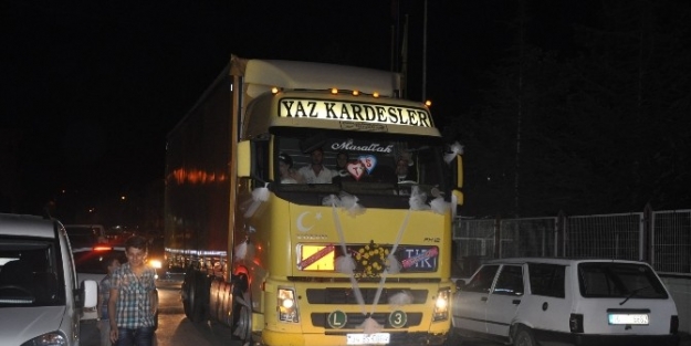 Tır Gelin Arabası Oldu