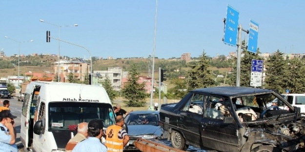 Samsun’da Trafik Kazası: 10 Yaralı