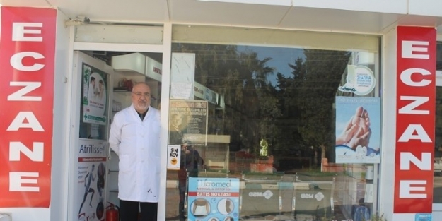 Eczacıyı Sopayla Darp Ettiler