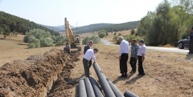 Yozgat’ta Köylerin Altyapısını İyileştirme Çalişmalari Sürüyor