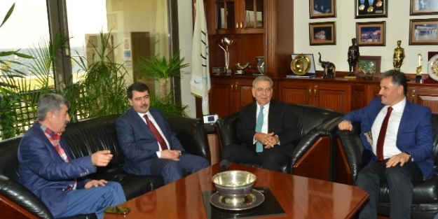 "kayısı Diyarı"ndan İzmir’e Selam Var